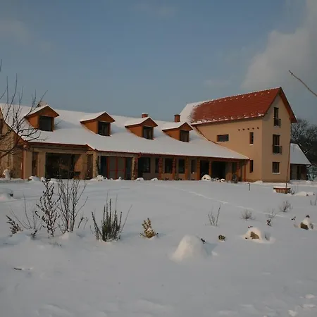 Malomdűlő Farmház Hétvégi ház